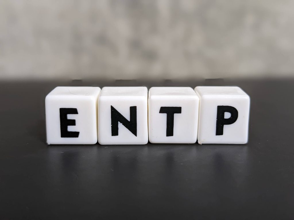 ENTP（討論者）の適職が見つかる業界4選